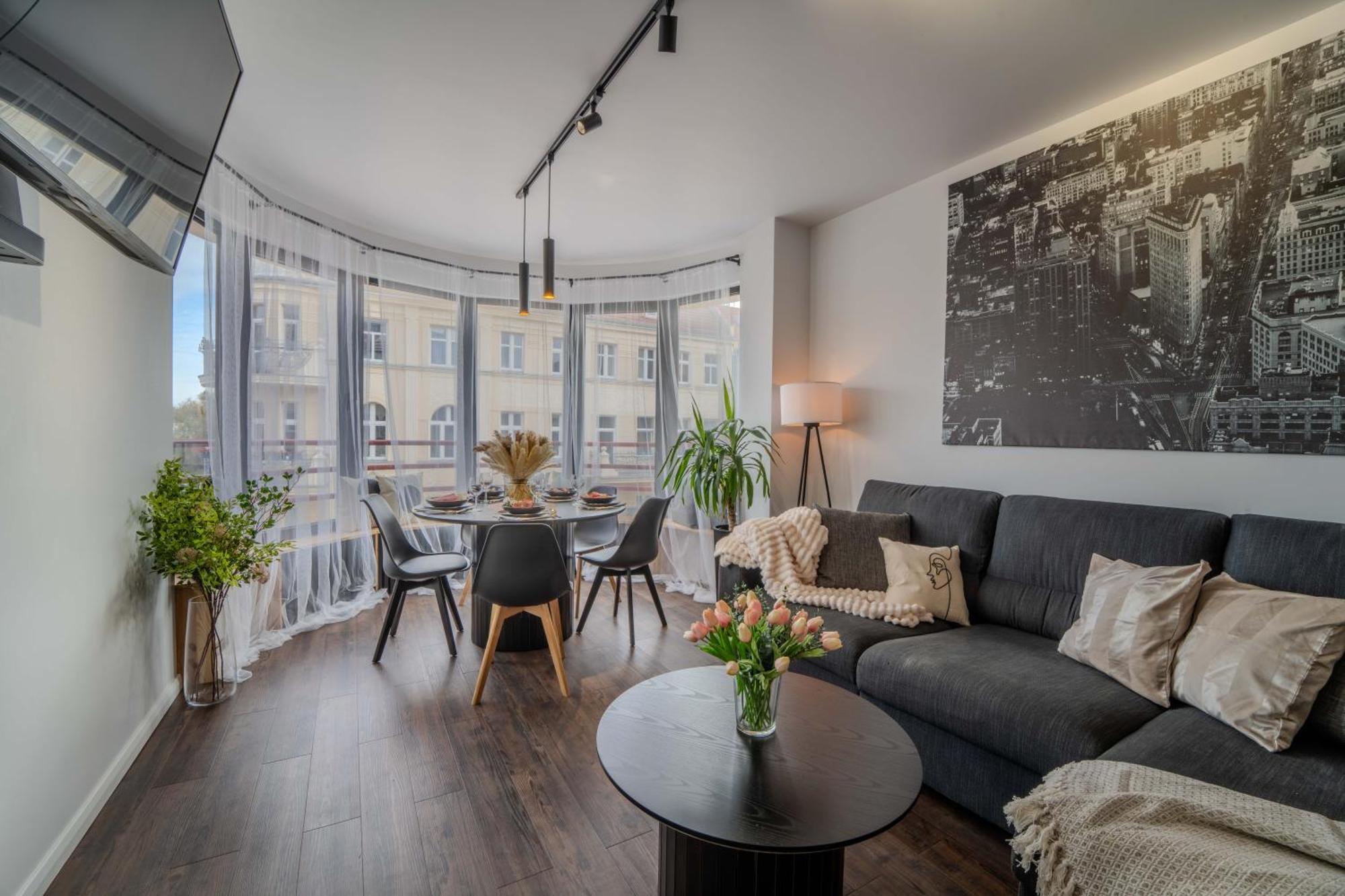 New Large Modern Apartment - City Center - 60M2 - Lift - Parking Wrocław Zewnętrze zdjęcie