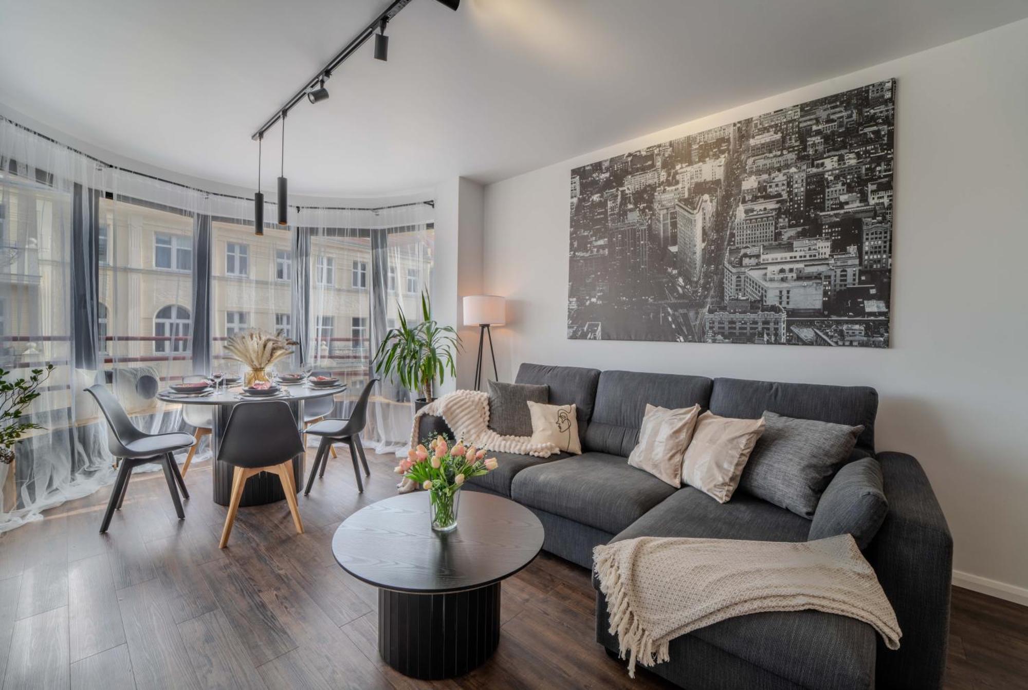 New Large Modern Apartment - City Center - 60M2 - Lift - Parking Wrocław Zewnętrze zdjęcie