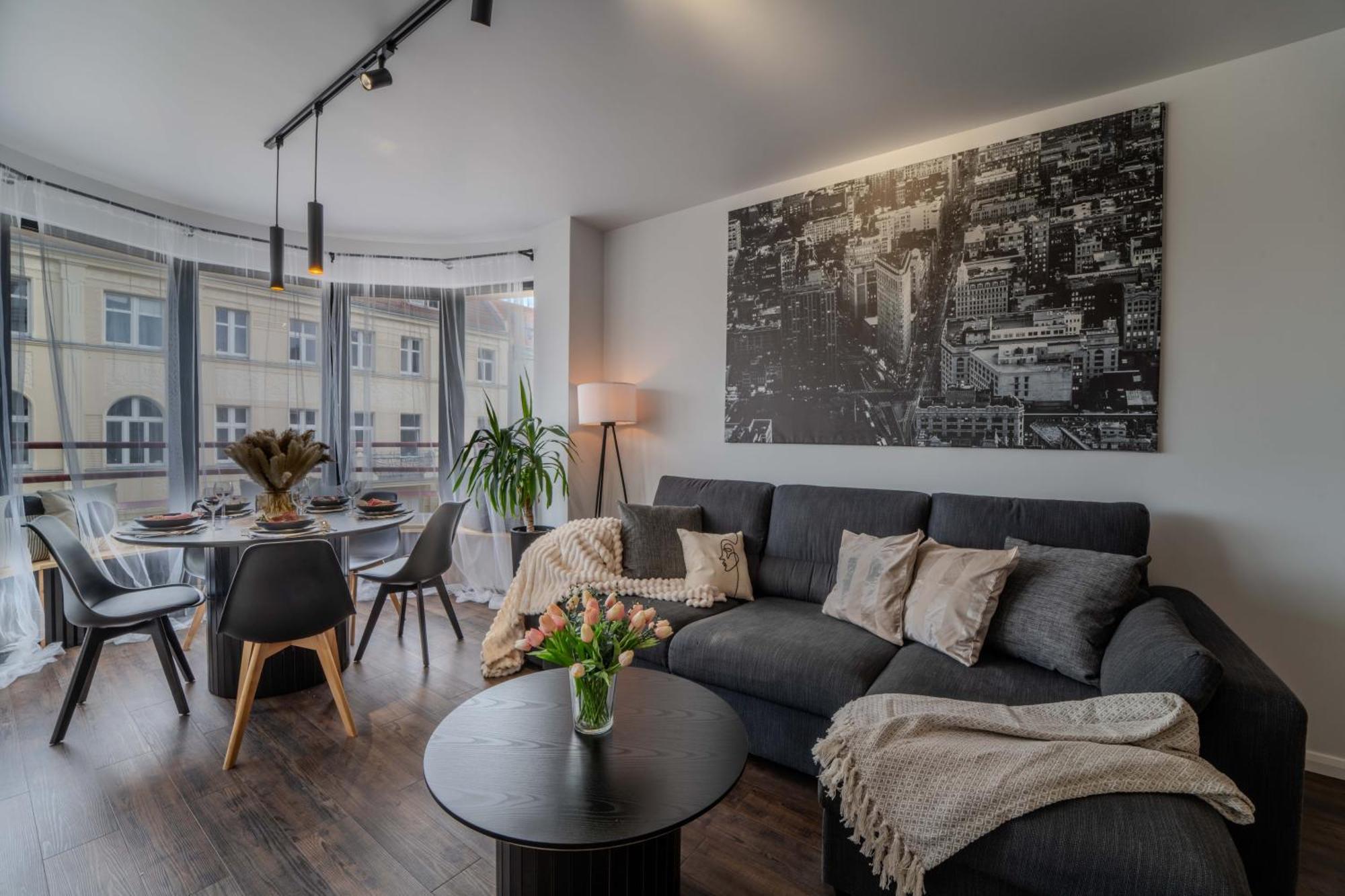 New Large Modern Apartment - City Center - 60M2 - Lift - Parking Wrocław Zewnętrze zdjęcie