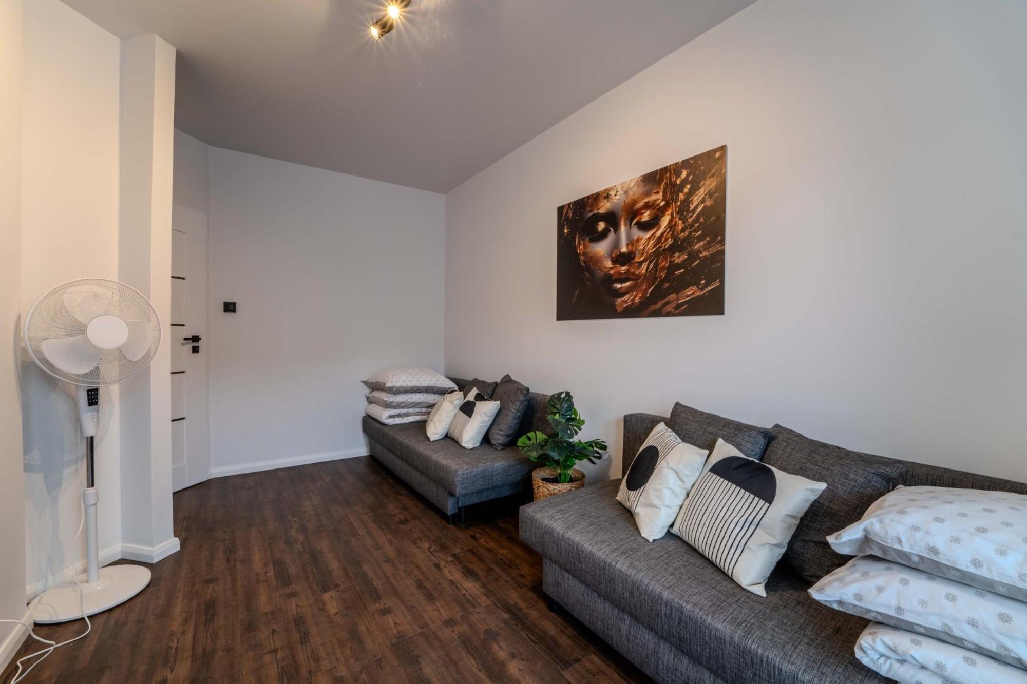New Large Modern Apartment - City Center - 60M2 - Lift - Parking Wrocław Zewnętrze zdjęcie