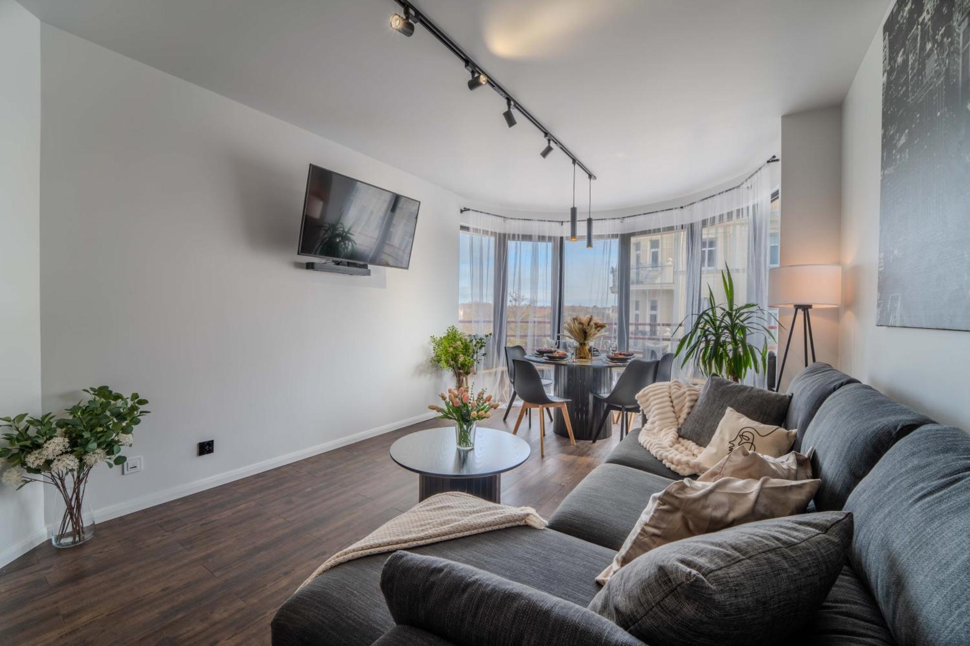 New Large Modern Apartment - City Center - 60M2 - Lift - Parking Wrocław Zewnętrze zdjęcie