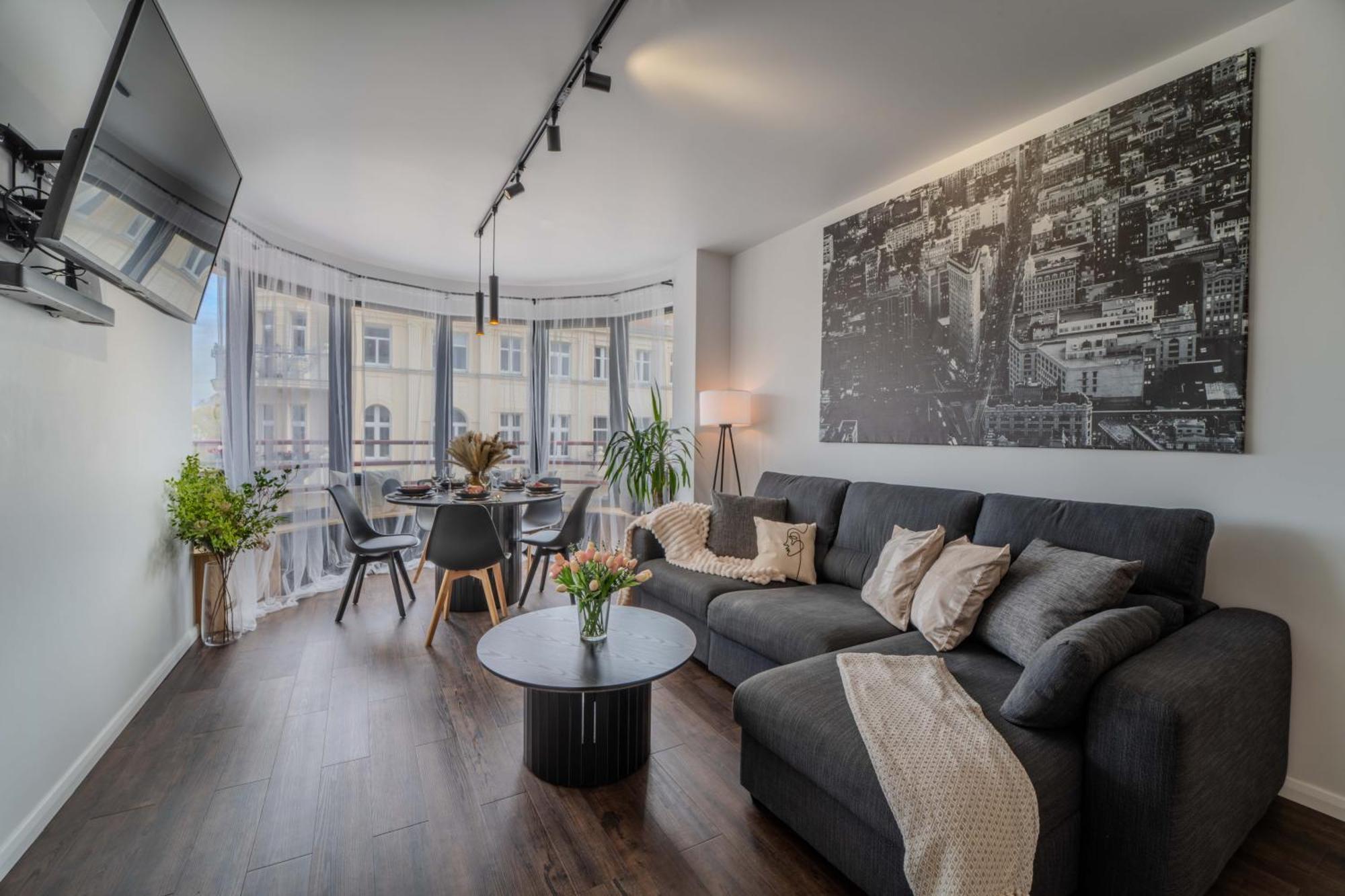 New Large Modern Apartment - City Center - 60M2 - Lift - Parking Wrocław Zewnętrze zdjęcie